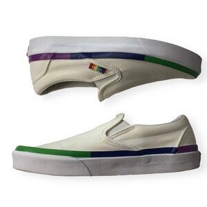 VANS Classic Slip On Rainbow Foxing Skate Shoe.